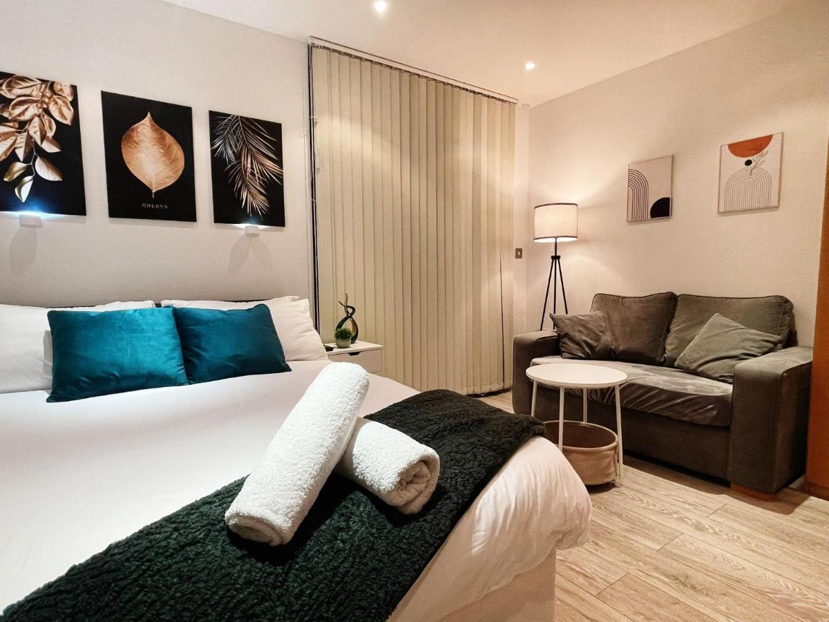 The Canary Hub London Bagian luar foto